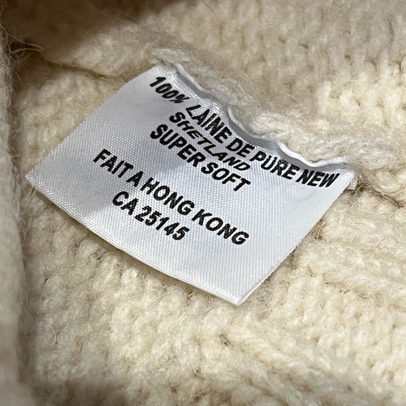 100% pure virgin wool cream cardigan, Size Medium - Picture 8 of 8